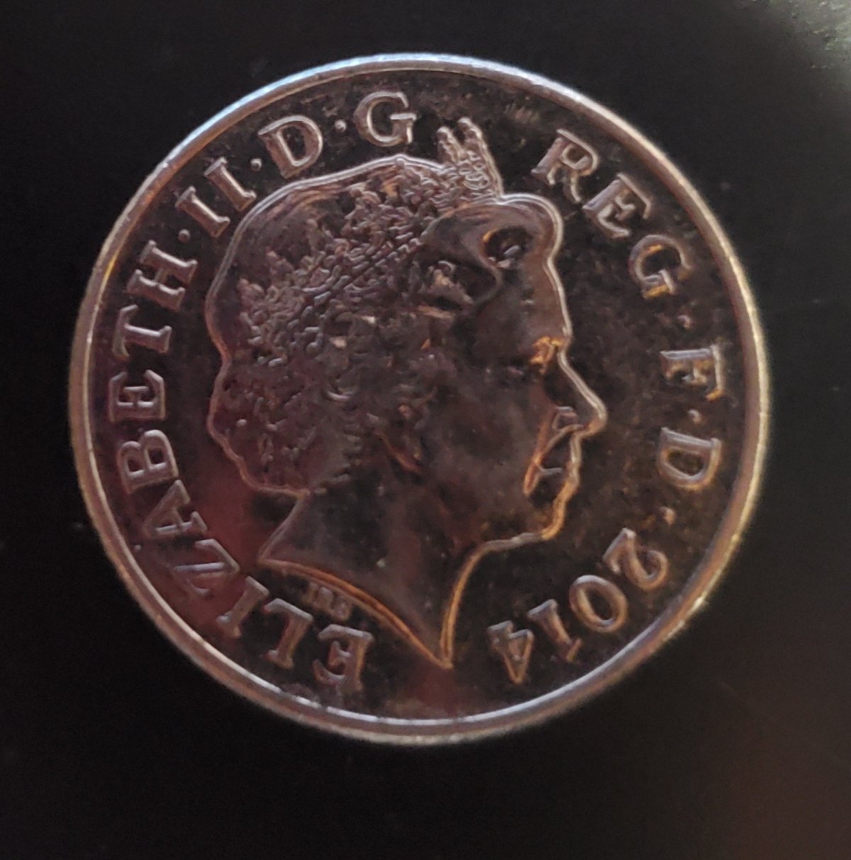 2014-Reg-F-D-10-Pence-What-The-Heck-Is-Going-On-Here